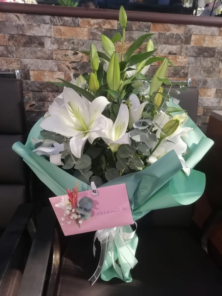 Lilyum Buketi